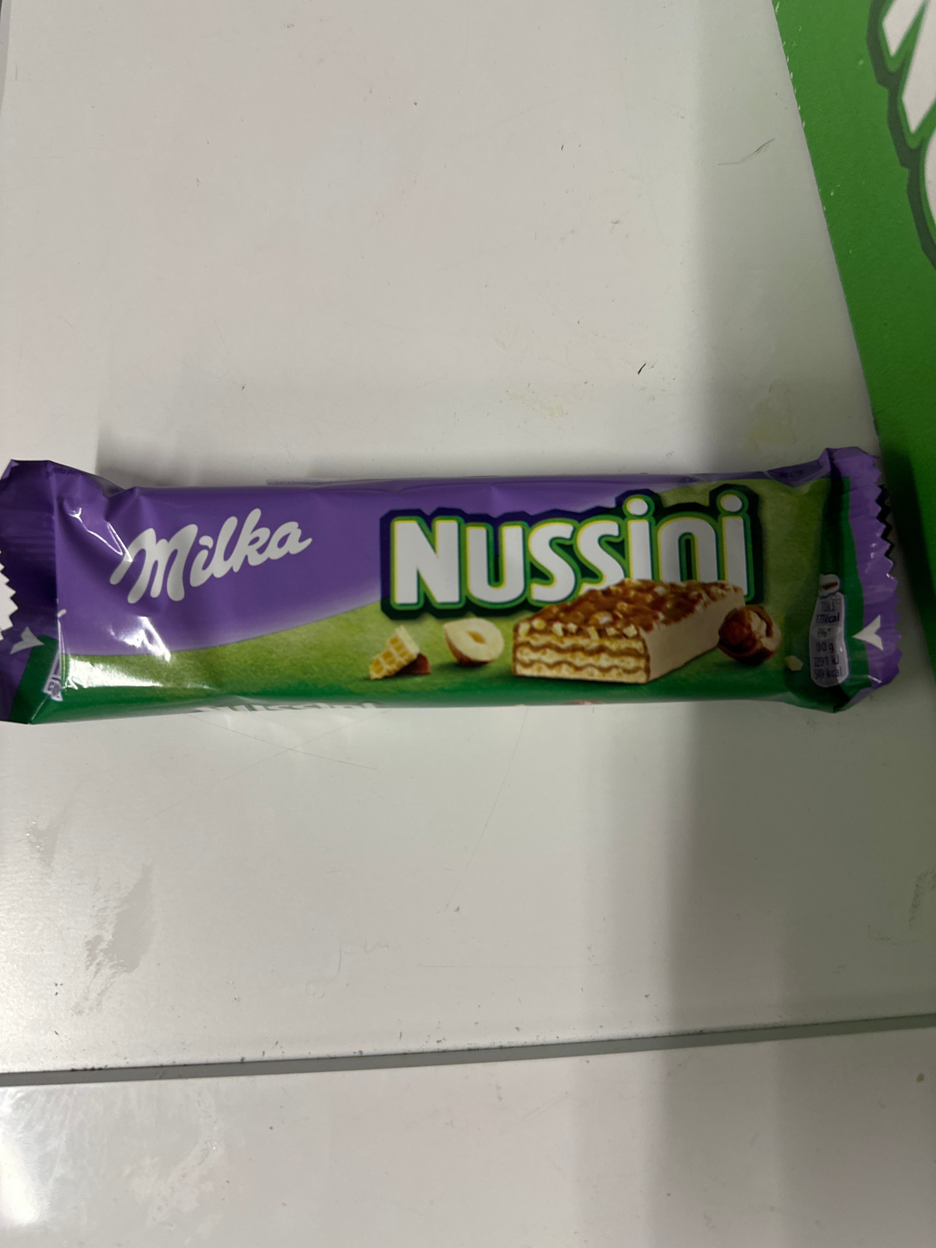 Milka Nussini Chocolate Wafer 31.5g