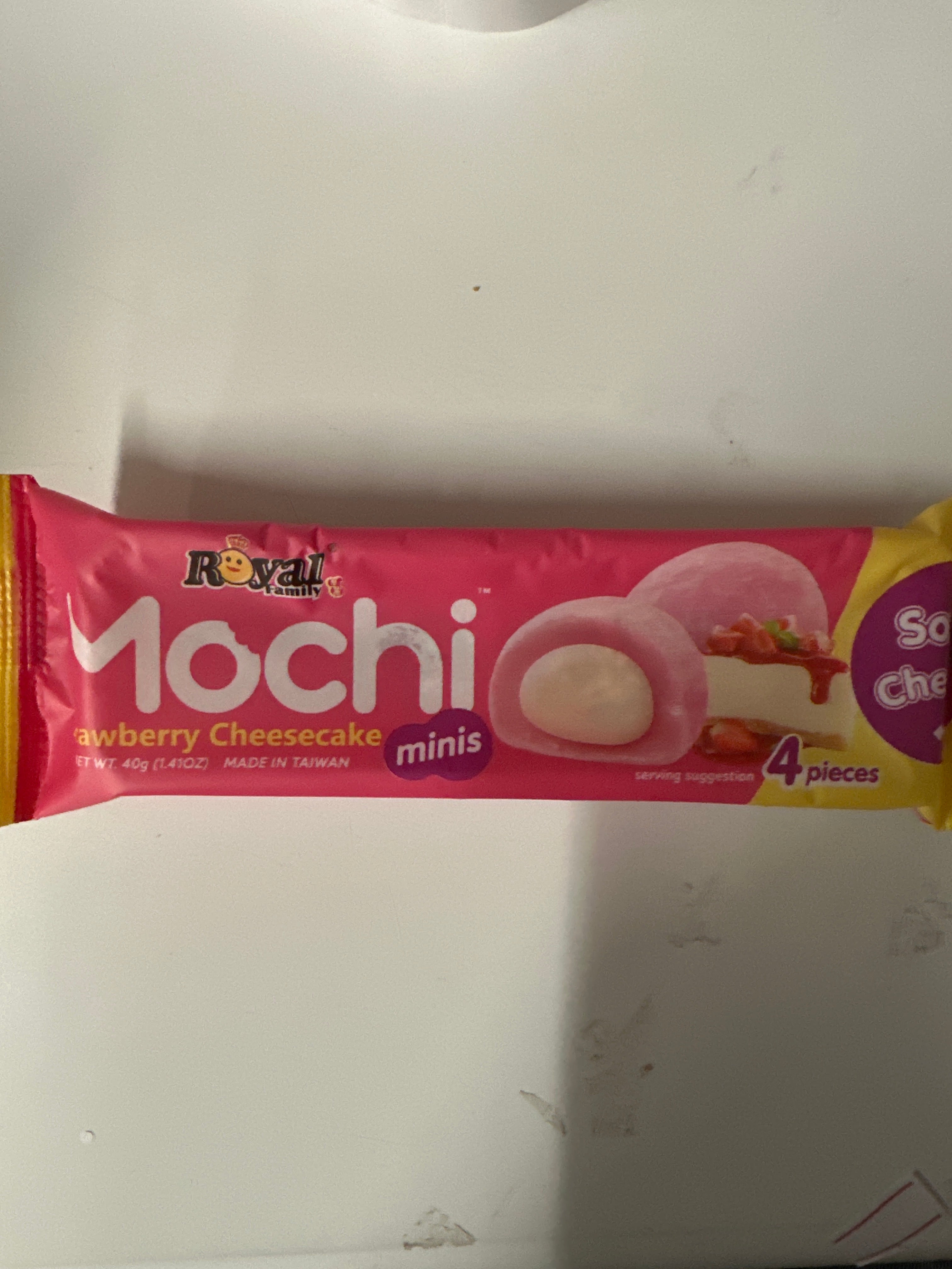Royal Family Strawberry Cheesecake Mochi Minis