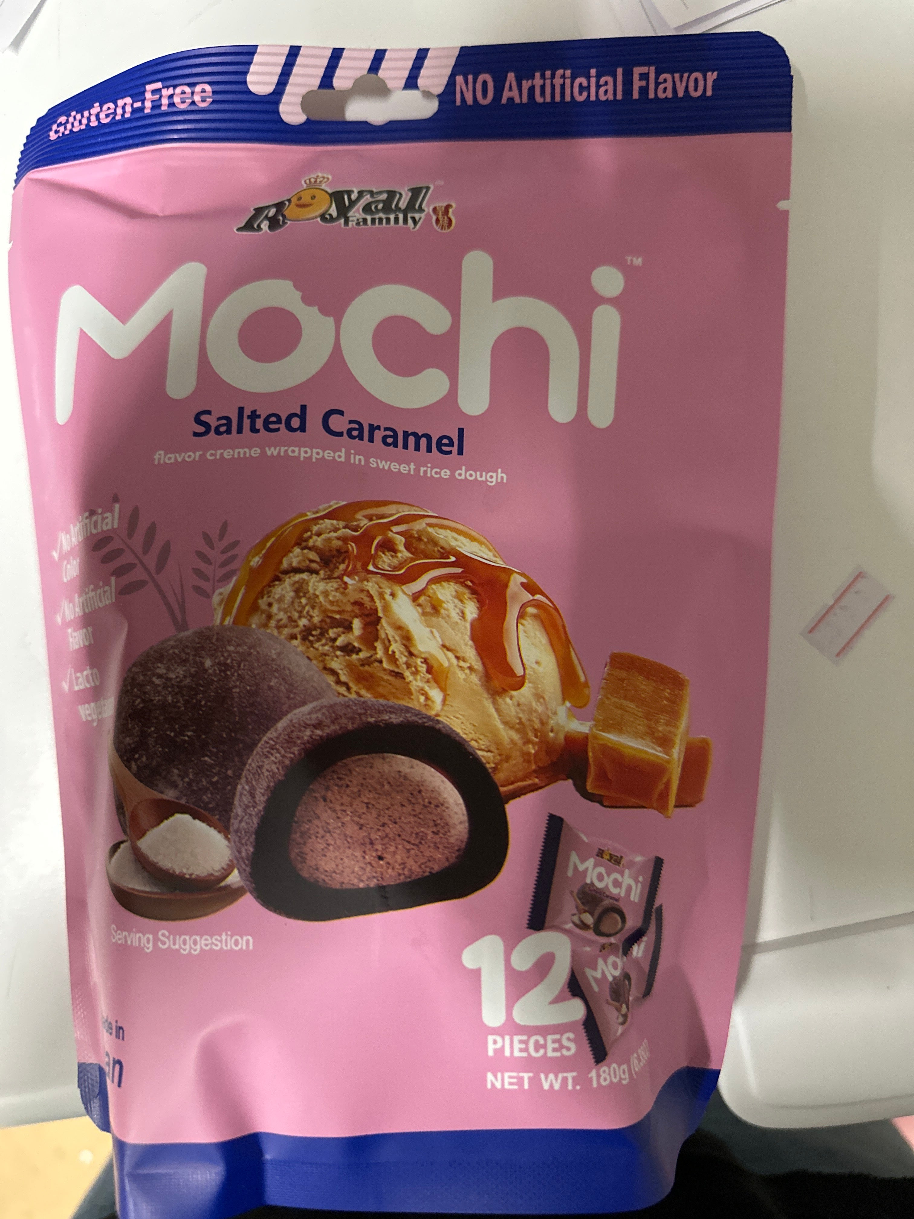 Royal Family Salted Caramel Mochi 180g