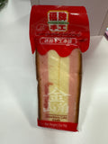 Fortune sandwhich cake strawberry flavour