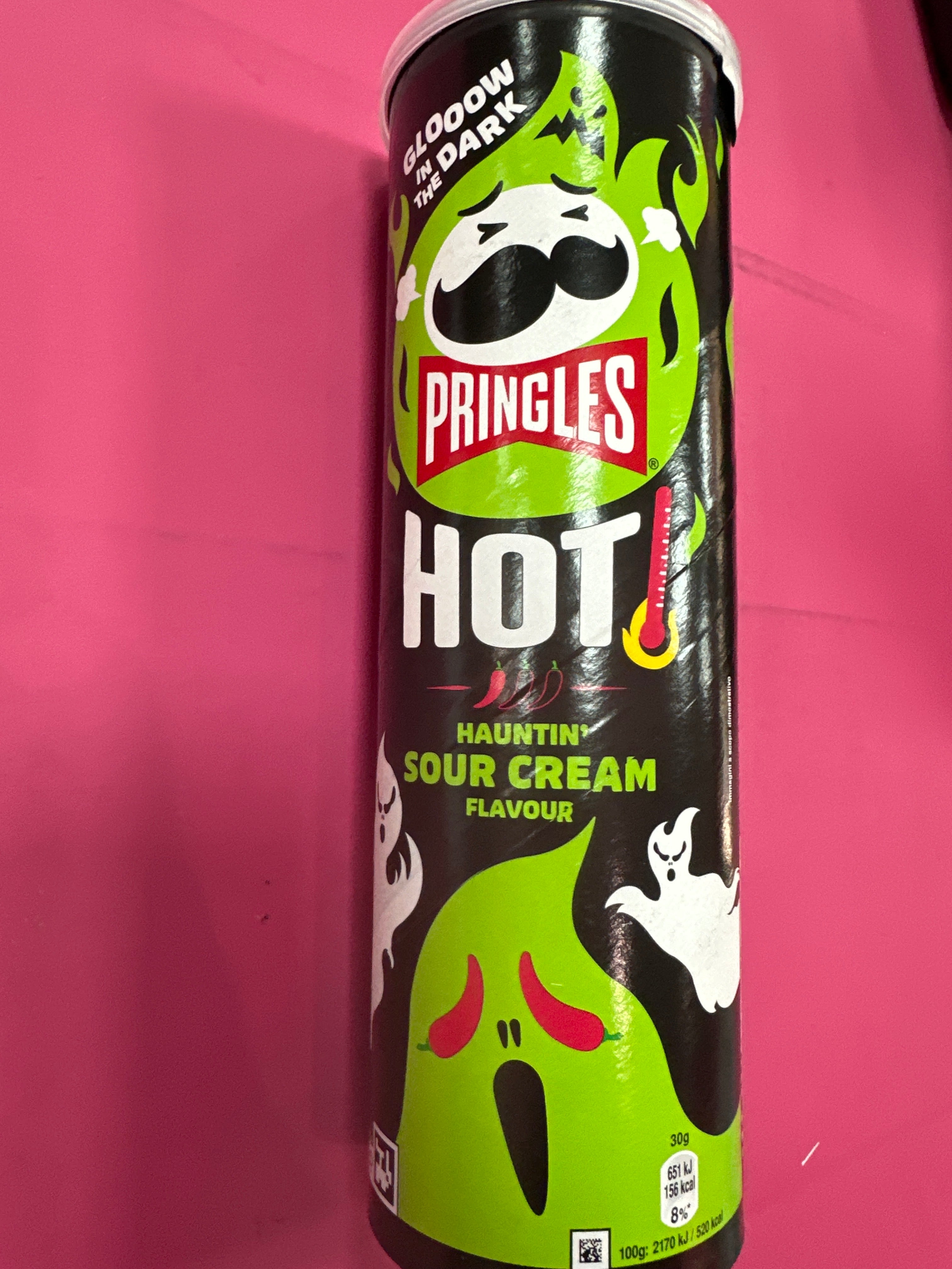 Pringles Hot Kick’N Sour Cream