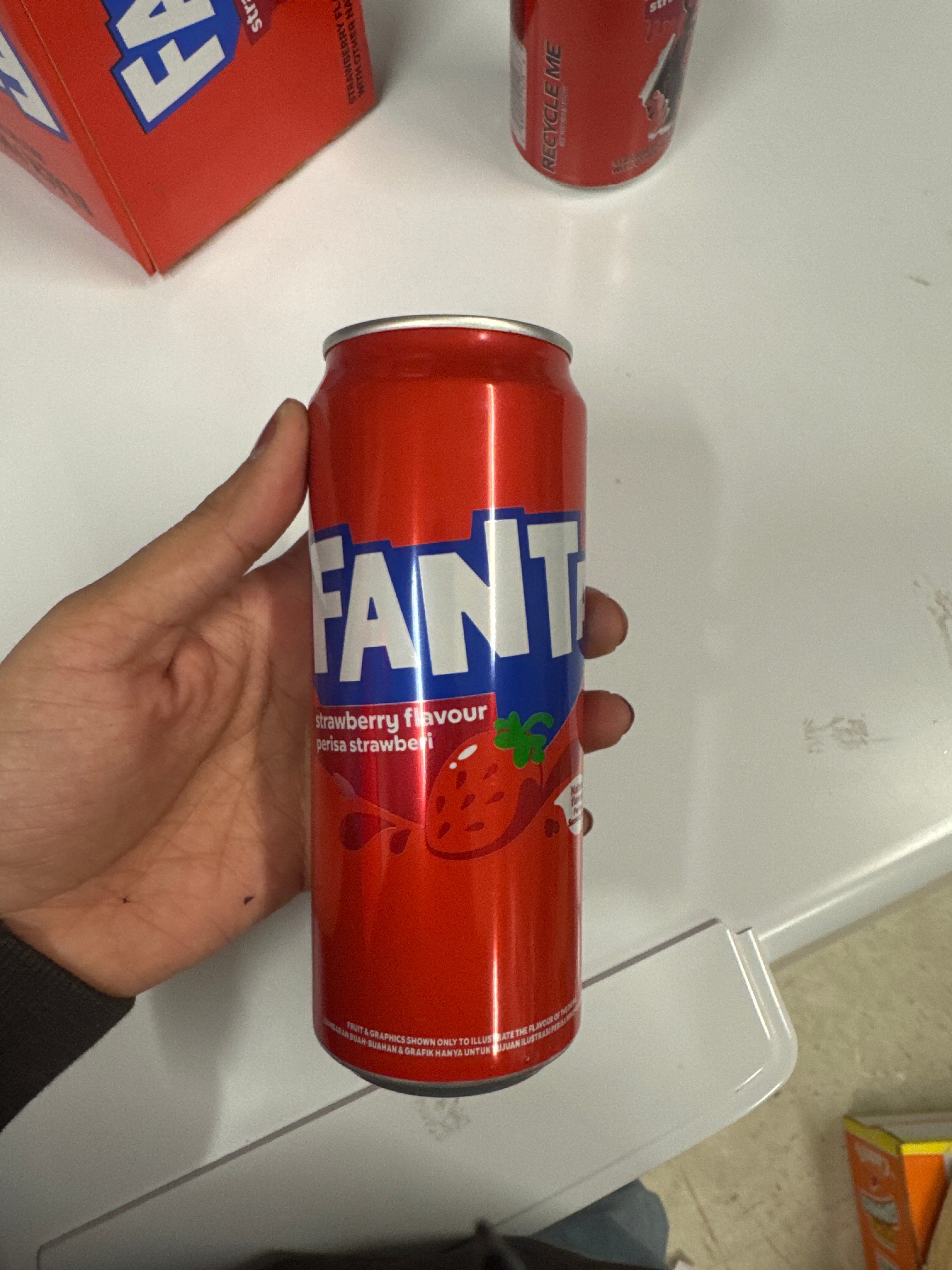 Fanta strawberry